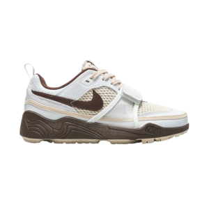 Travis Scott Zoom Field Jaxx